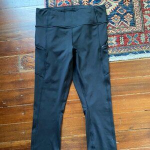 Athleta Contender yoga Pant with zippered pockets, black, sm, euc